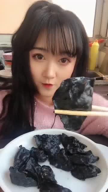 黑暗料理吃瓜爆料姐姐喝醉了,黑暗料理吃瓜爆料，一幕幕令人捧腹